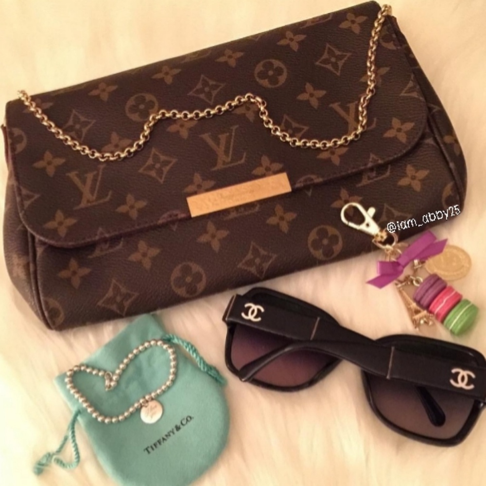 Louis Vuitton Favorite MM